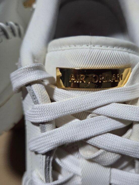 Nike Air Jordan White Sneakers with Gold Swoosh Mens size 11.5 main image 9